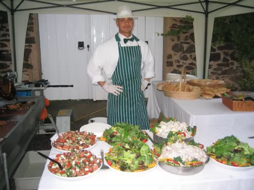 4 Fresh Salads included